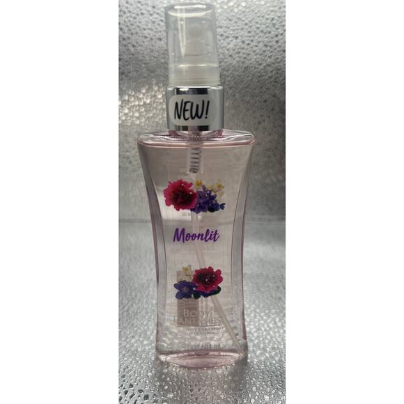 Body Fantasies Moonlit‎ Florals Fragrance Body Spray 3.2 oz - Picture 1 of 3
